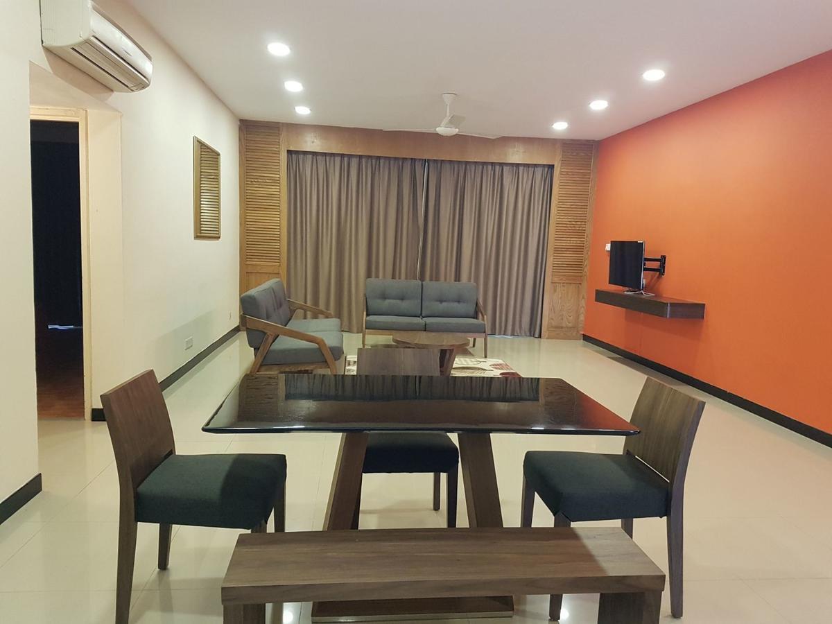 Aranda Country Club Hotel สิงคโปร์ ภายนอก รูปภาพ
